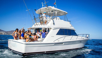 47' Riviera de pesca Fishing Yacht, Puerto Vallarta, Charters, Boat Rentals Puerto Vallarta